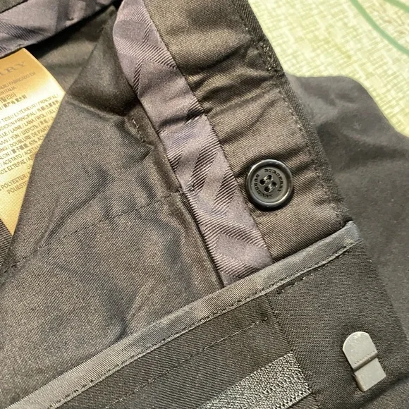 NWT! Mens Burberry Lightweight Wool Dress Pants, Basic Black. Size 33 - 34”waist - Picture 5 of 15